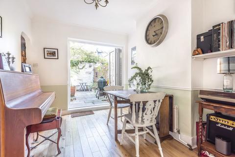58 Robson Road, London, SE27 9LB
