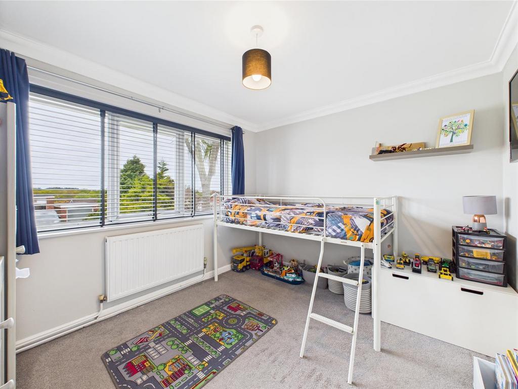 CAM04116 G0-PR0168-STILL028.jpg