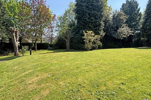 2 bedroom apartment for sale, Priory Gardens, Wellington TA21