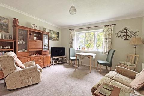 2 bedroom apartment for sale, Priory Gardens, Wellington TA21