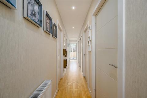2 bedroom detached house for sale, Kintail Place, Broughty Ferry DD5
