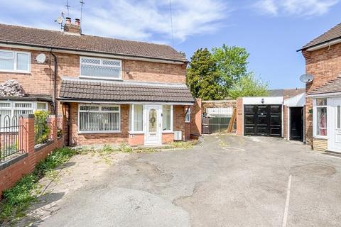 2 bedroom semi-detached house for sale, Romsey Grove, Wolverhampton