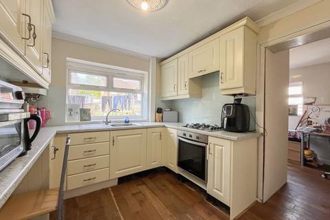 2 bedroom semi-detached house for sale, Romsey Grove, Wolverhampton