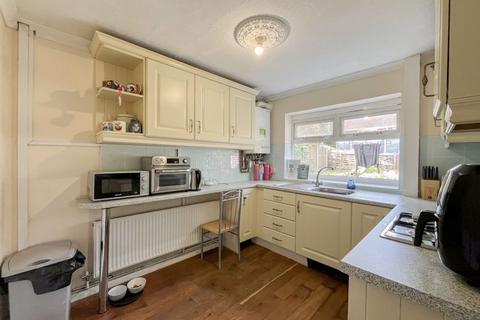 2 bedroom semi-detached house for sale, Romsey Grove, Wolverhampton