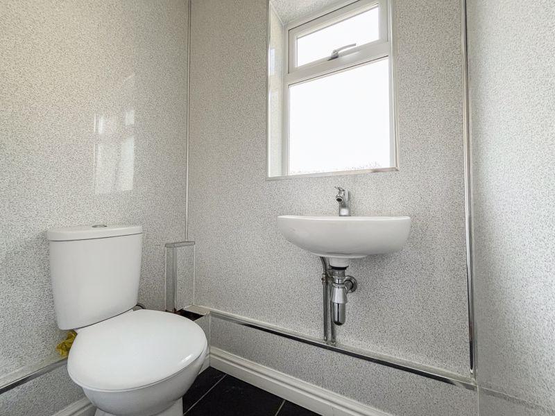 Ground floor wc