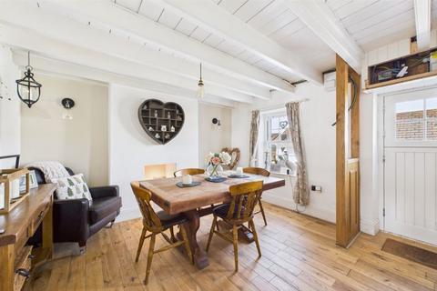 11 Ventonleague Row, Hayle, TR27 4EJ