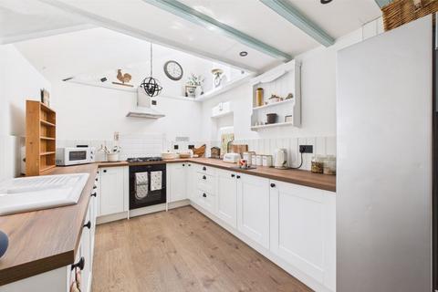 11 Ventonleague Row, Hayle, TR27 4EJ