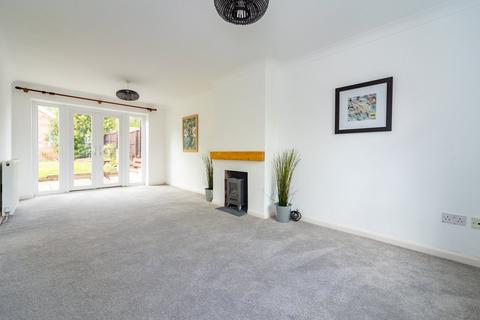 4 bedroom detached house for sale, Cropston Avenue, Loughborough, LE11