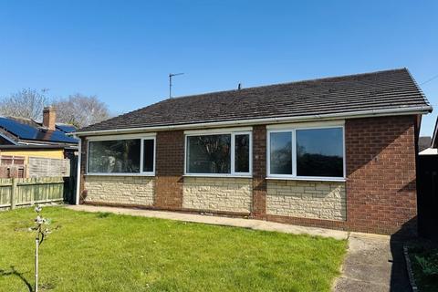4 bedroom bungalow to rent, 11 Belvoir Close, Lincoln