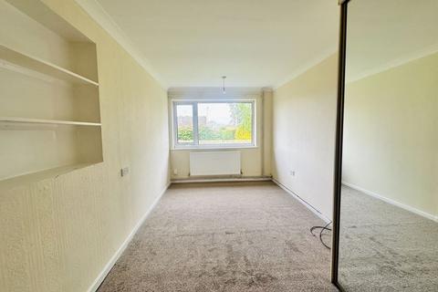 4 bedroom bungalow to rent, 11 Belvoir Close, Lincoln
