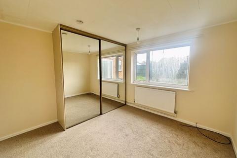 4 bedroom bungalow to rent, 11 Belvoir Close, Lincoln