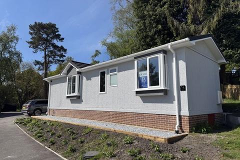 2 bedroom park home for sale, Silent Woman Park, Wareham Forest