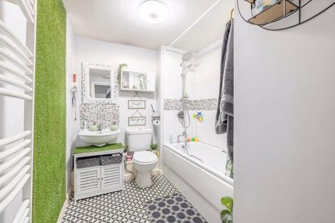 1 bedroom flat for sale, Mill Street, Slough