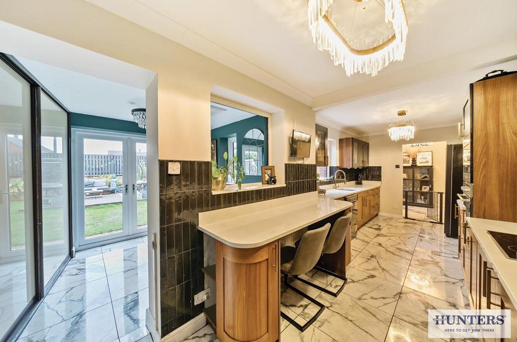 Village farm court - kitchen.jpg