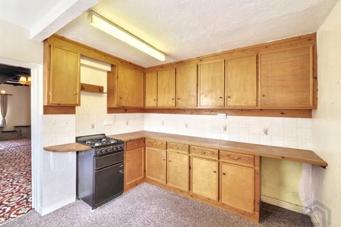 8 Bancroft Street, Nottingham, NG6 9HF