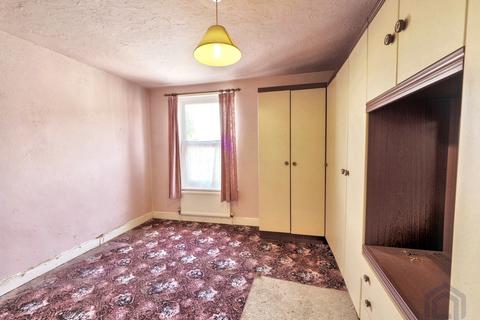8 Bancroft Street, Nottingham, NG6 9HF