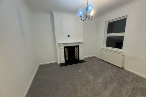 2 bedroom maisonette for sale, Newly refurbished flat for sale in Harrow View, Harrow.