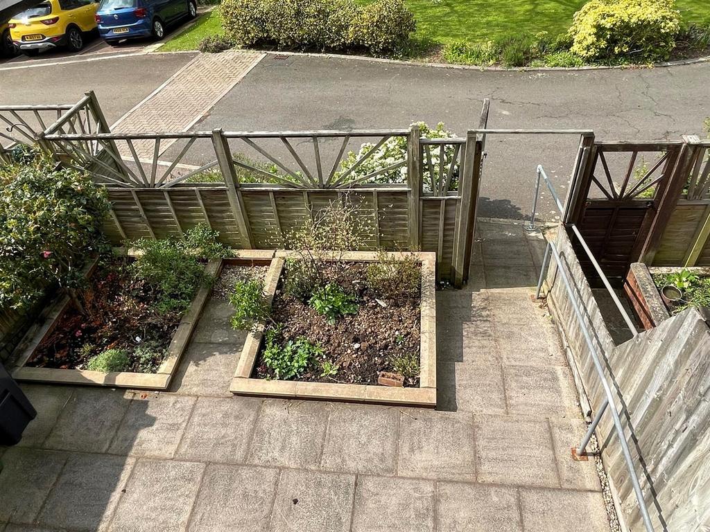 Rear Patio Garden