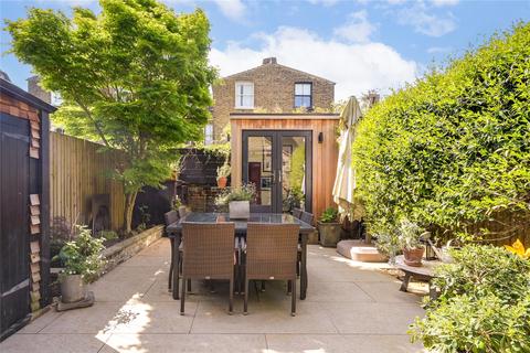 39 Arminger Road, London, W12 7BA