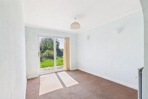 21 Beech Road, Martock, TA12 6DT