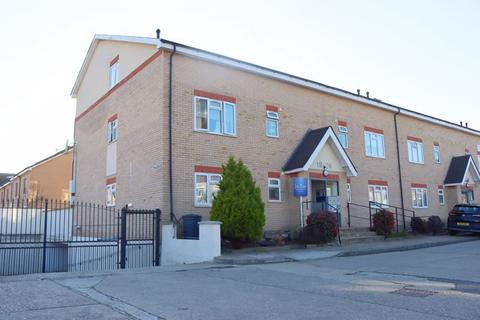 1 bedroom apartment to rent, Wanti Terrace, Chigwell IG7