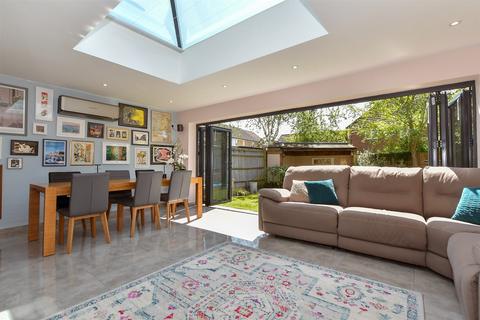 11 Greenhill, Staplehurst, Tonbridge, TN12 0SU