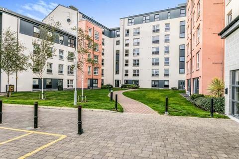 Ocean Apartments, Park Road, Top Floor, AB24