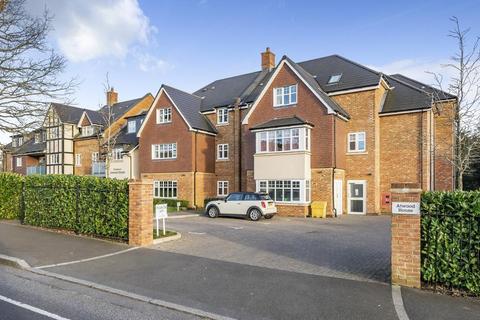undefined, Addington Road, Sanderstead, Surrey, CR2 8AX