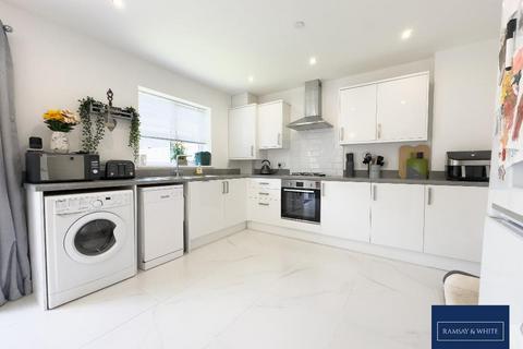 6 Clos Afon, Abercwmboi, Aberdare, CF44 6BF