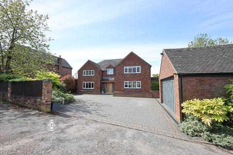 Hilderstone, Stone ST15