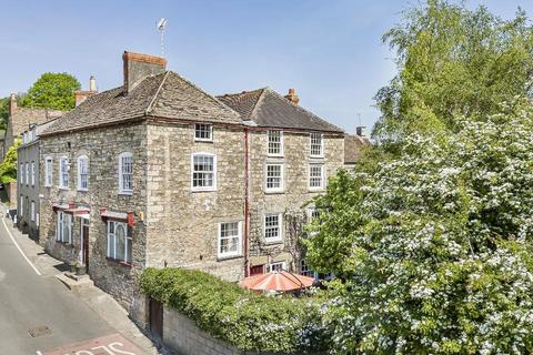 undefined, Wotton under Edge GL12