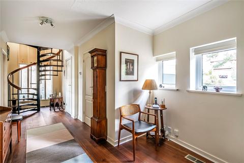 1 Parklands, Oxted, RH8 9DP