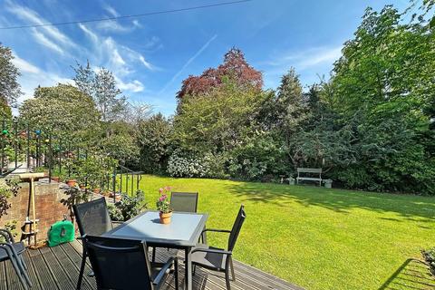 4 bedroom townhouse for sale, Ashley Court, Hale