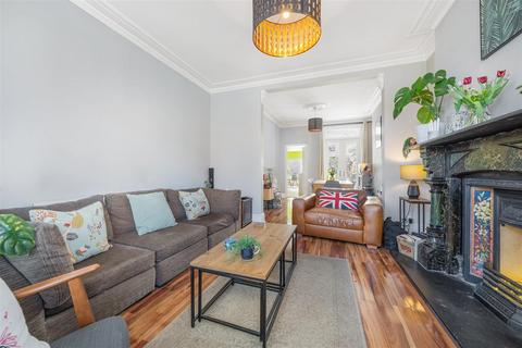 5 Melvin Road, London, SE20 8EU