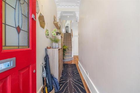 5 Melvin Road, London, SE20 8EU