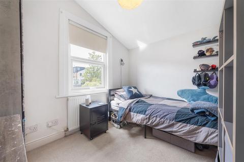 5 Melvin Road, London, SE20 8EU