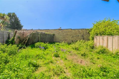 16 Gorse Road, Croydon, CR0 8LA