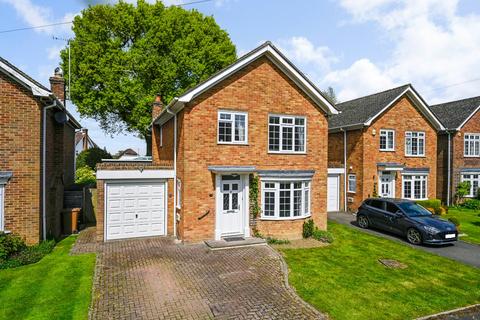 3 bedroom detached house for sale, Townland Close, Biddenden, Ashford, Kent, TN27