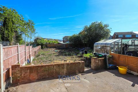 7 Firth Drive, Halesowen, B62 9PH