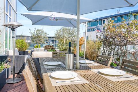 undefined, Beacon Tower, London SW18