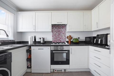 2 bedroom terraced house for sale, Manisty Court, Sittingbourne ME10