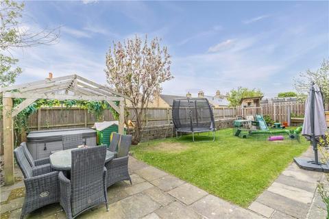 4 bedroom detached house for sale, Bark Lane, Addingham, Ilkley, West Yorkshire, LS29