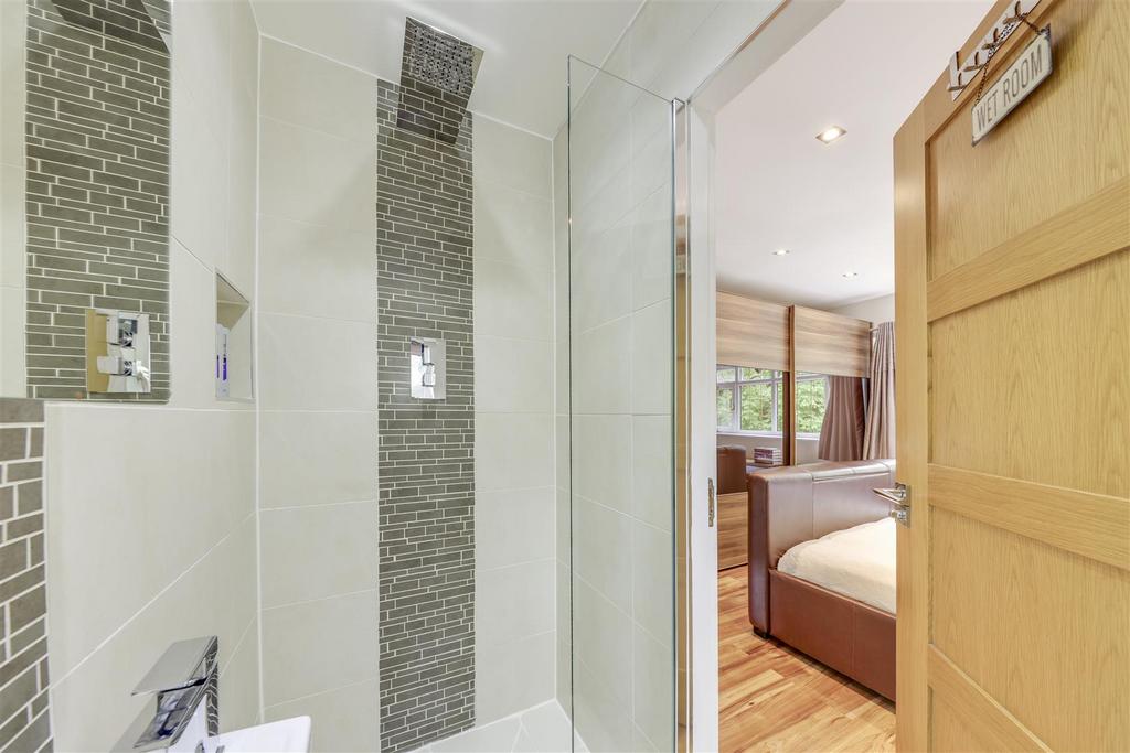 En Suite Alt