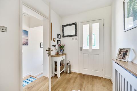 17 Croft Way, Woodcote, Reading, RG8 0RS