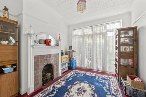 undefined, Chase Side Avenue, Wimbledon Chase SW20