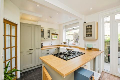 21 Hill Crest, Hebden Bridge, HX7 6BQ