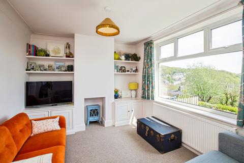 21 Hill Crest, Hebden Bridge, HX7 6BQ