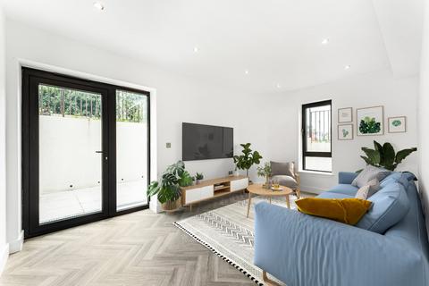 4 bedroom terraced house for sale, Quarter Four, Larkshall Road, London, E4