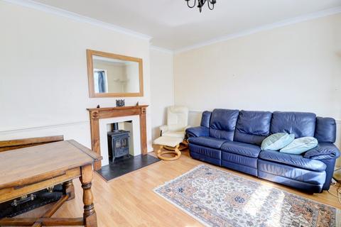 undefined, Curzon Avenue, High Wycombe HP15