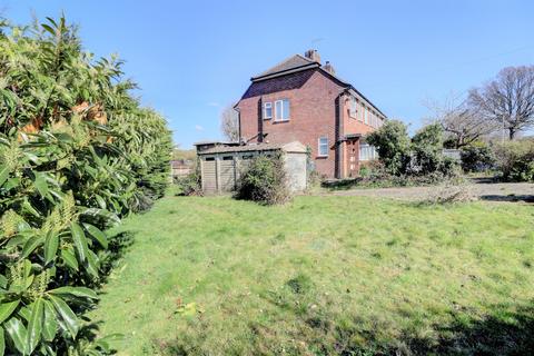 undefined, Curzon Avenue, High Wycombe HP15